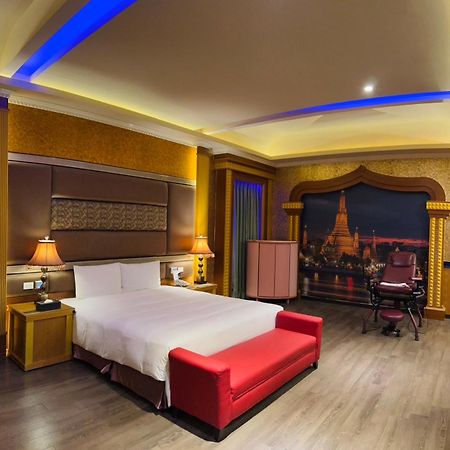 Wei Feng Exquisite Motel Pintung Branch Pingtung Esterno foto