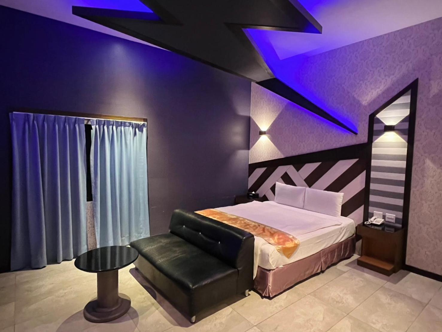 Wei Feng Exquisite Motel Pintung Branch Pingtung Esterno foto