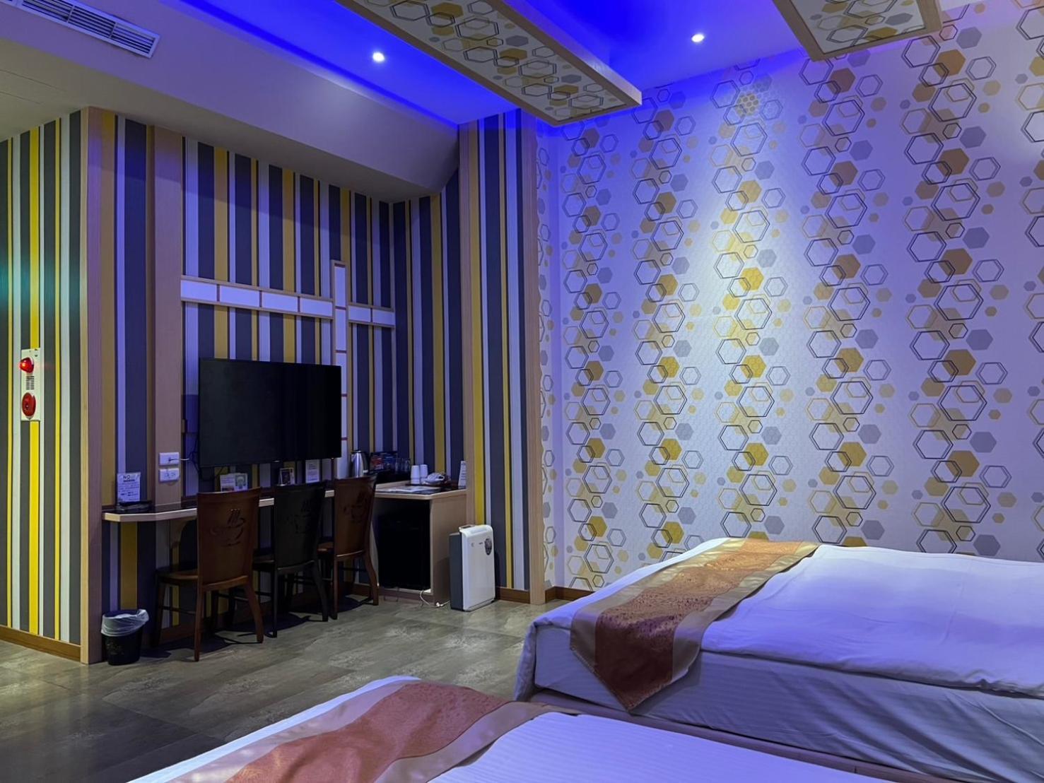 Wei Feng Exquisite Motel Pintung Branch Pingtung Esterno foto
