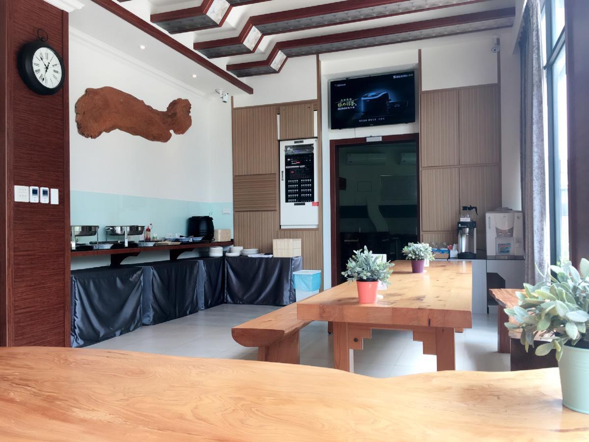 Wei Feng Exquisite Motel Pintung Branch Pingtung Esterno foto
